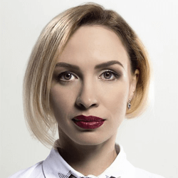 Анна Иванова